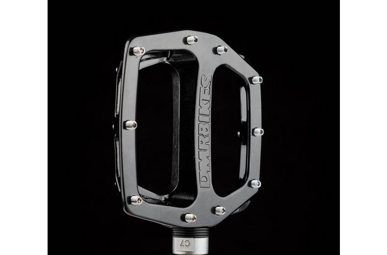DMR V12 MAG Pedals DMR V12 MAG Pedals