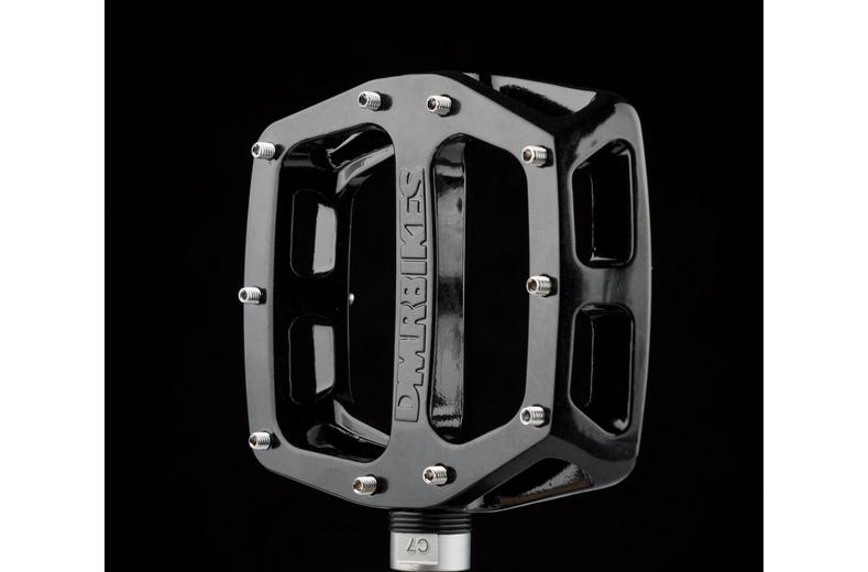 DMR V12 MAG Pedals DMR V12 MAG Pedals