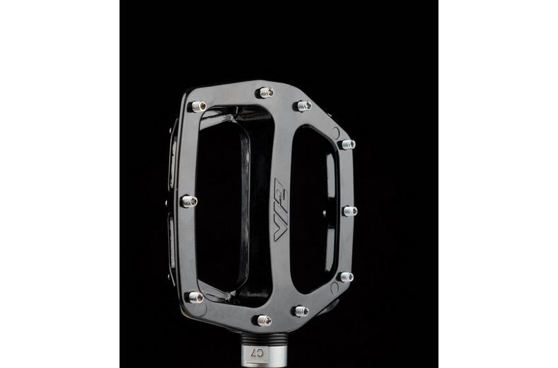 DMR V12 MAG Pedals DMR V12 MAG Pedals