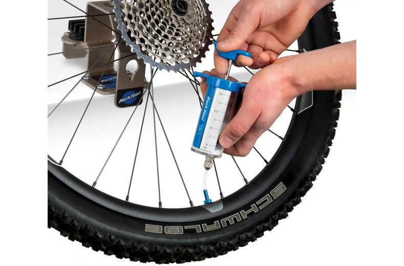 Park Tool TSI-1 Tubeless Sealant Injector Park Tool TSI-1 Tubeless Sealant Injector