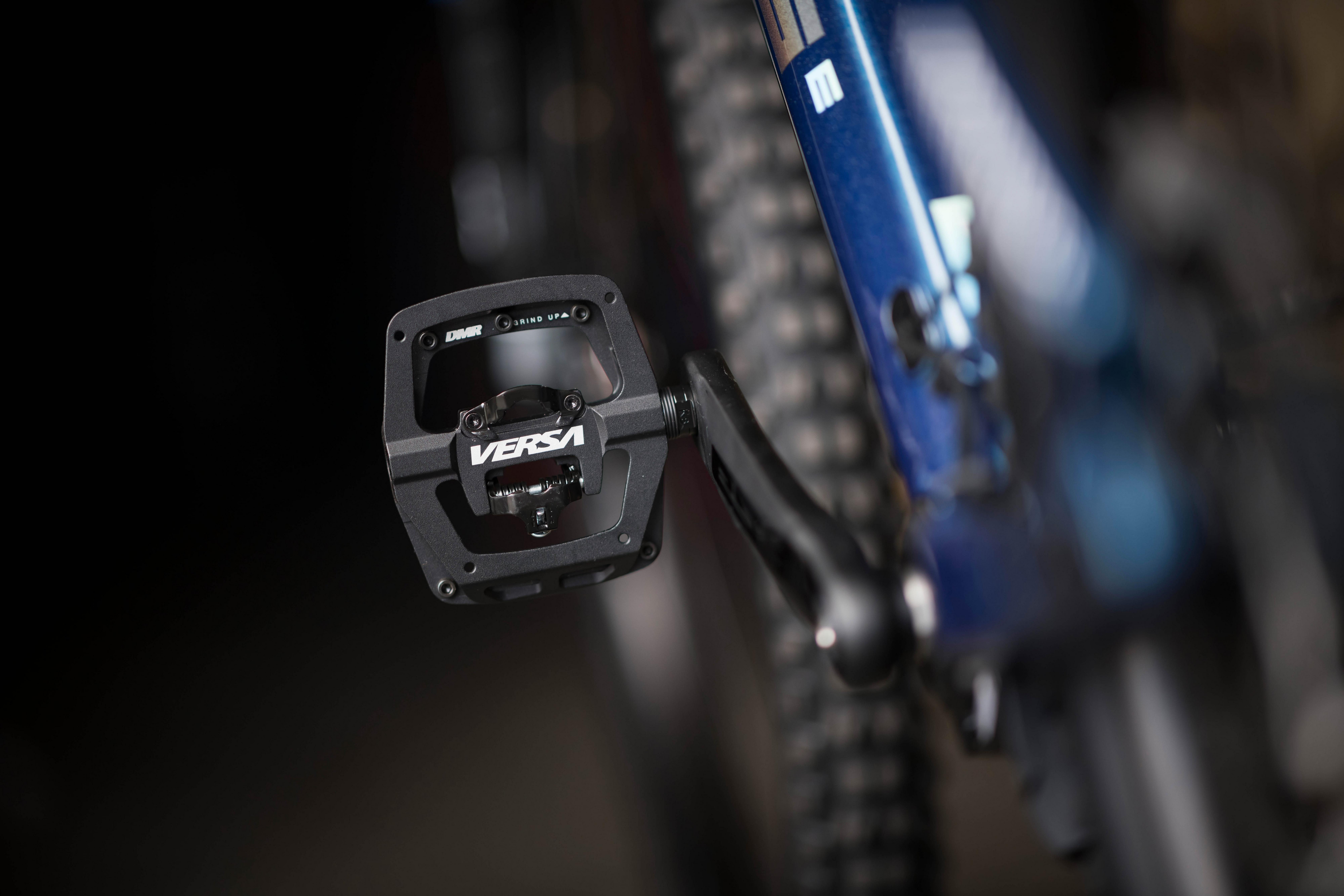 DMR Versa Pedals, Red