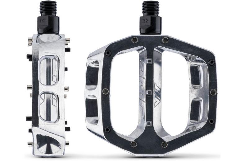 DMR V8 Classic Pedals DMR V8 Classic Pedals