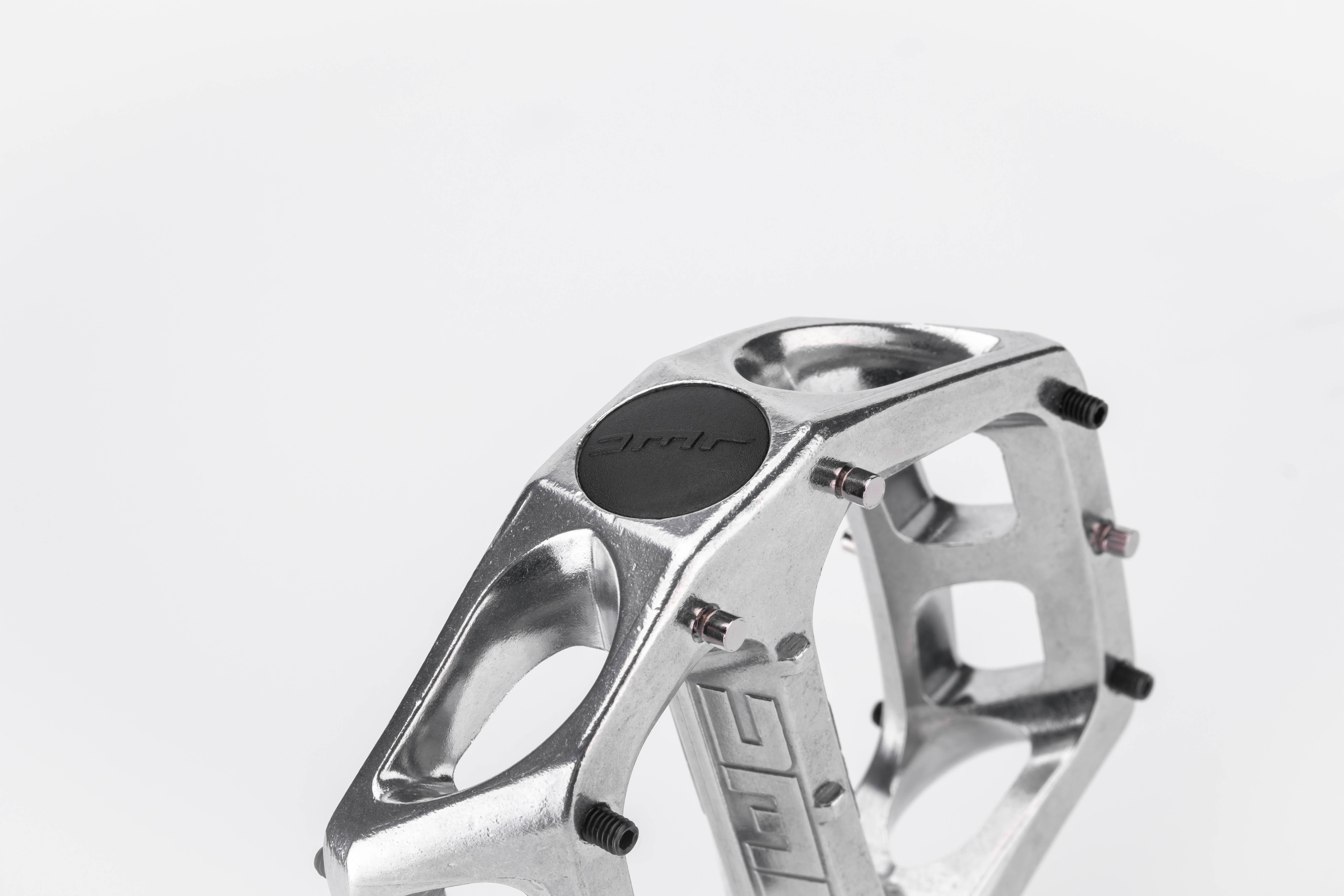 DMR V8 Classic Pedals