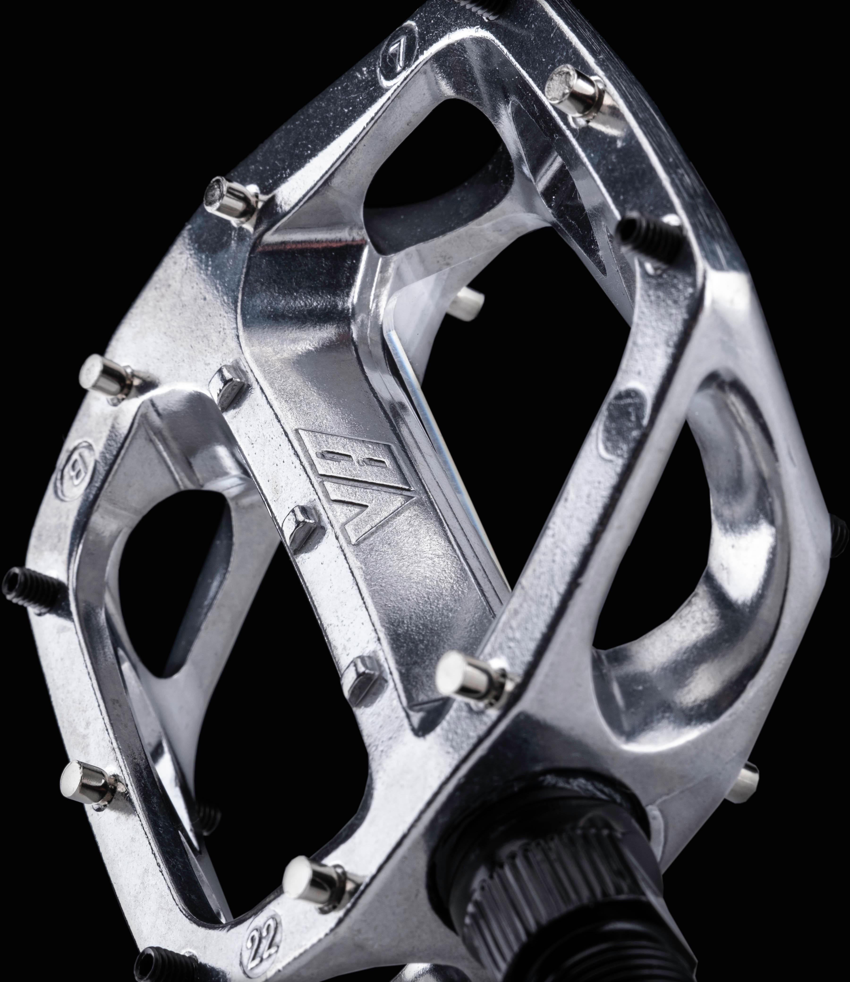 DMR V8 Classic Pedals