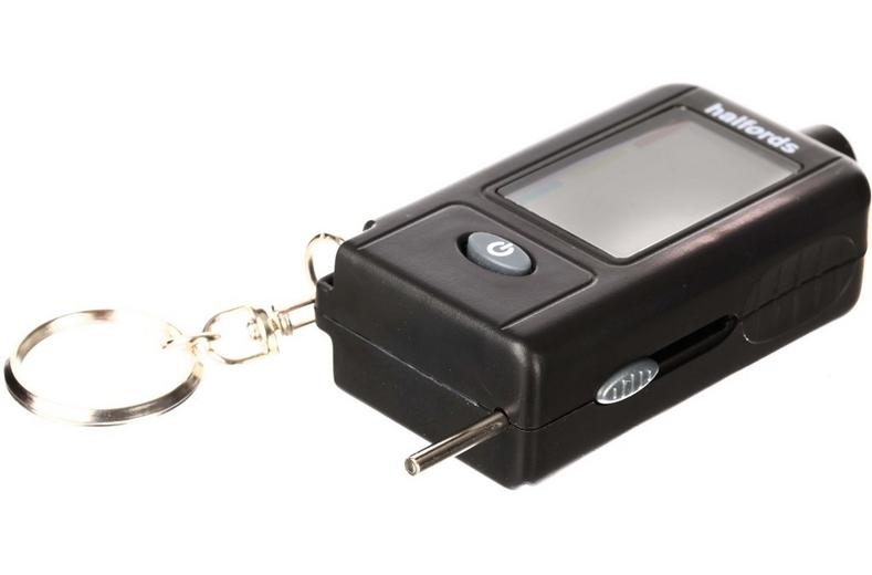 Halfords Digital Tyre Pressure/Tread Gauge Halfords Digital Tyre Pressure/Tread Gauge