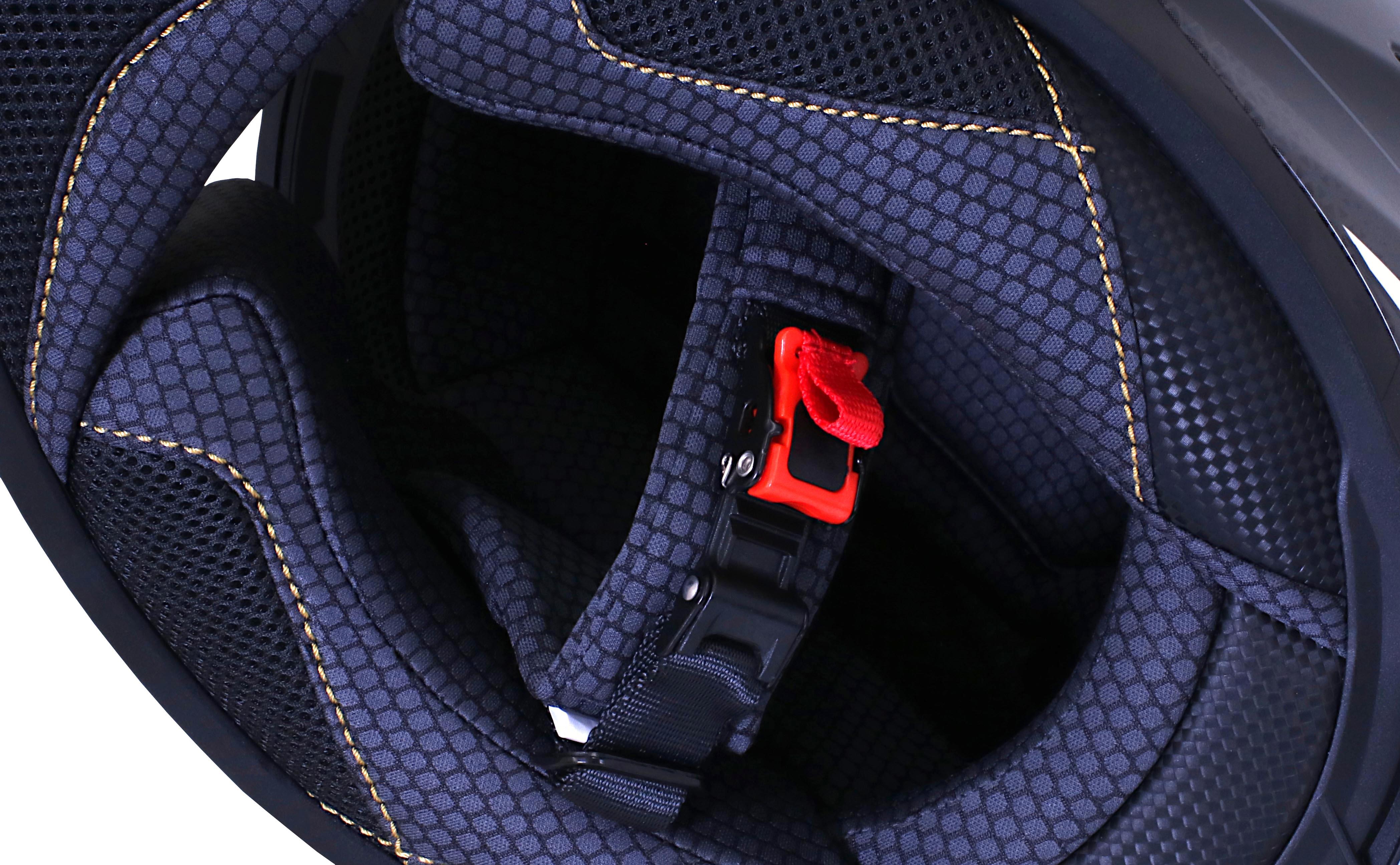 Duchinni D985 Helmet - Black/White L