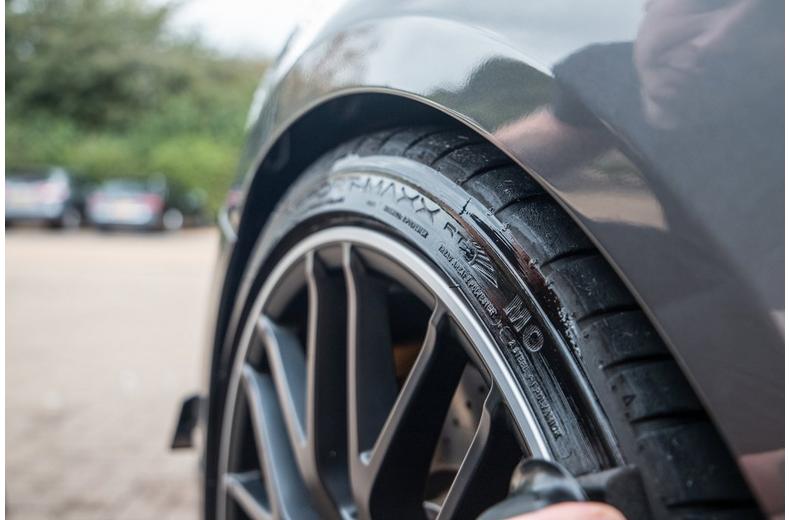 Meguiars Tyre Dressing Applicator Pad Meguiars Tyre Dressing Applicator Pad