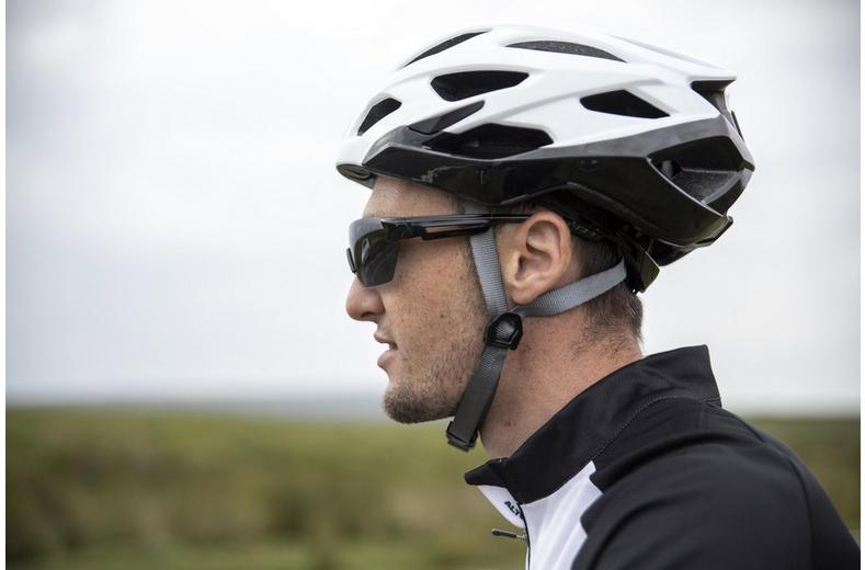 Halfords Road Helmet, Black/White Gloss - Medium Halfords Road Helmet, Black/White Gloss - Medium