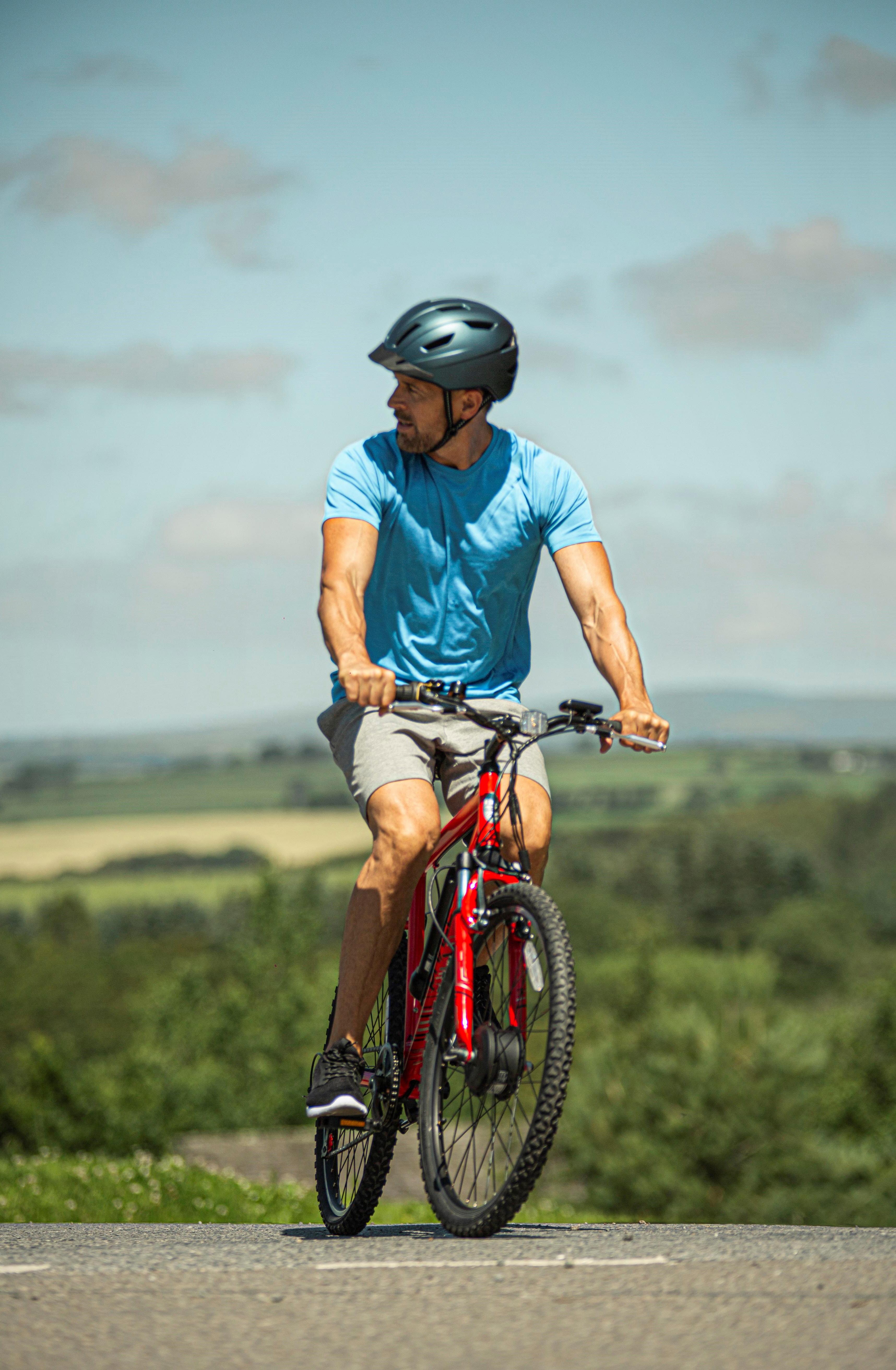 Halfords Advanced E-bike Helmet (55-61cm)