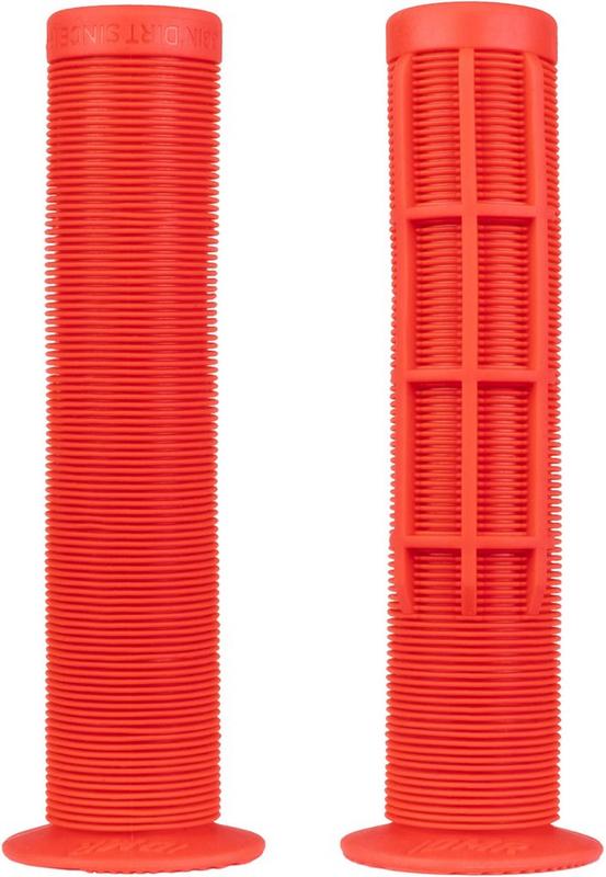 Halfords DMR Dmr Grid Grips Red | Extra 8% off for BC Members