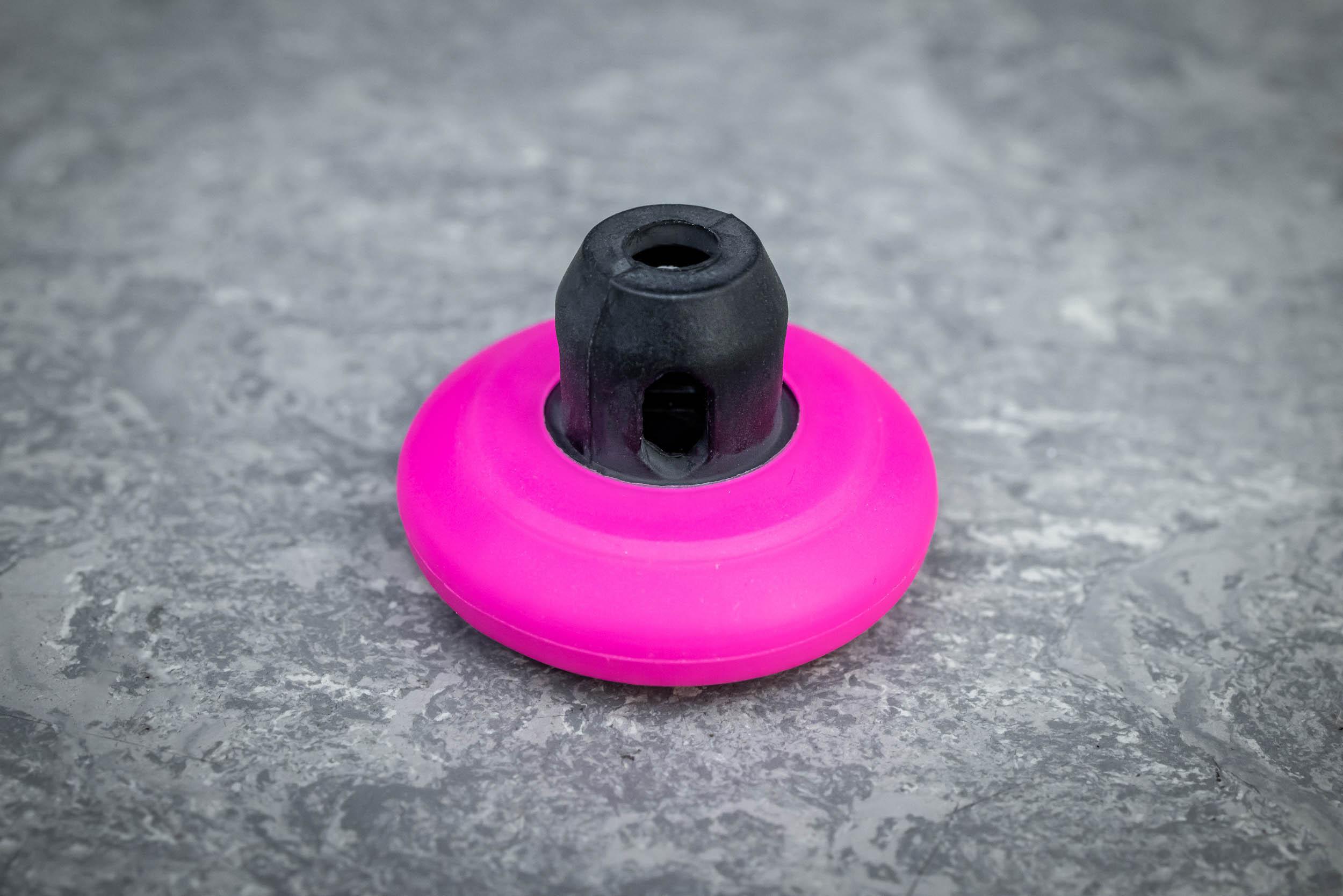 Muc-Off Tubeless Tag Holder, Black/Pink