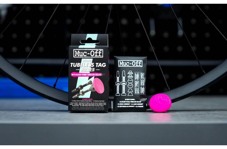 Muc-Off Tubeless Tag Holder & Valve Kit Muc-Off Tubeless Tag Holder & Valve Kit