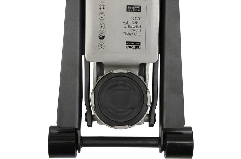 Halfords Advanced 2 Tonne Low Profile Trolley Jack Halfords Advanced 2 Tonne Low Profile Trolley Jack