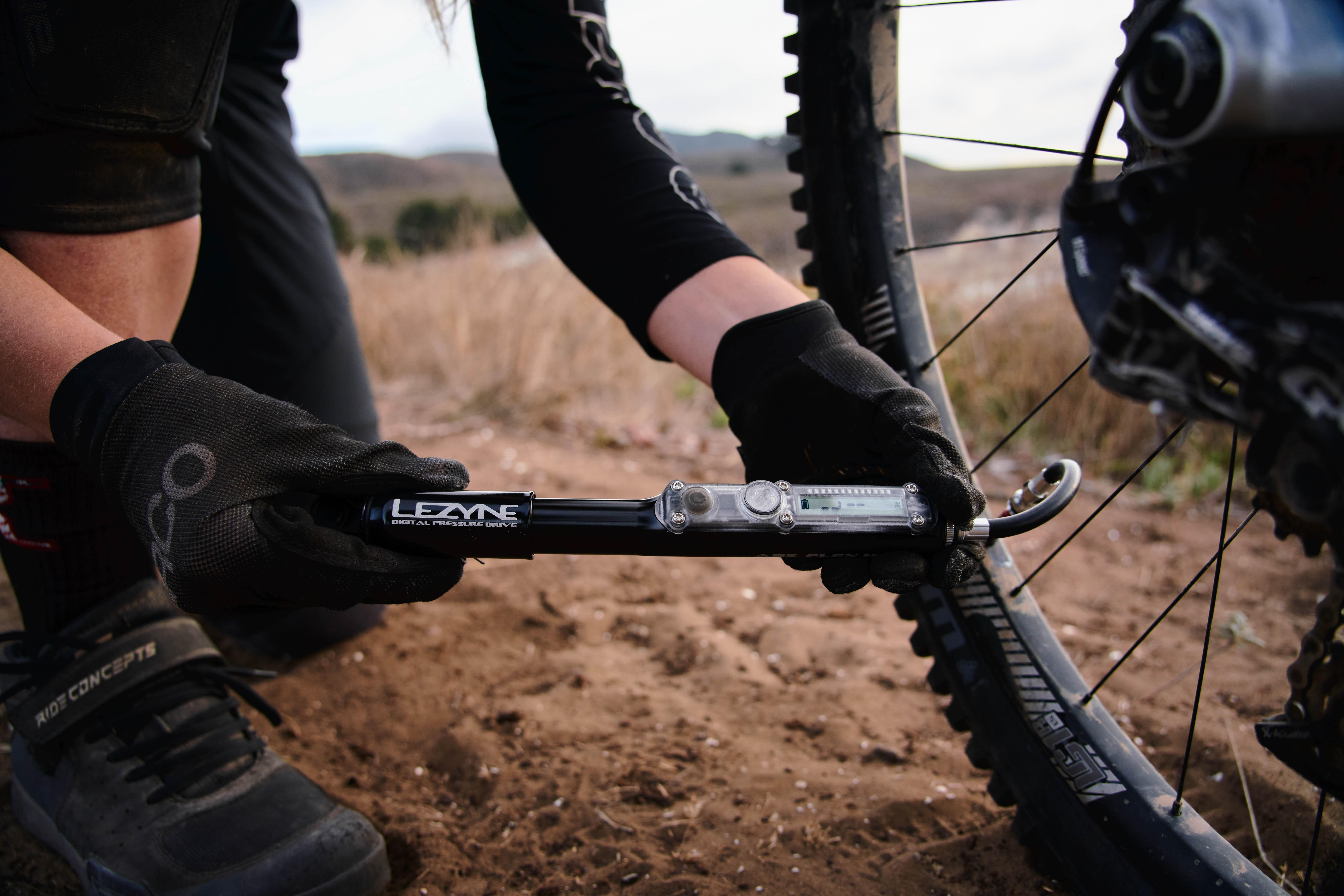 Lezyne Digital Pressure Drive Hand Pump