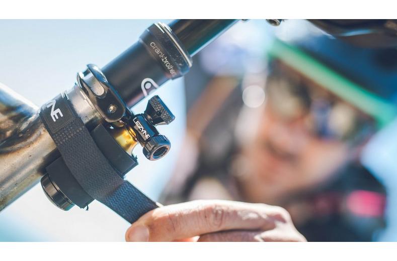 Lezyne Tubeless CO2 Blaster Lezyne Tubeless CO2 Blaster