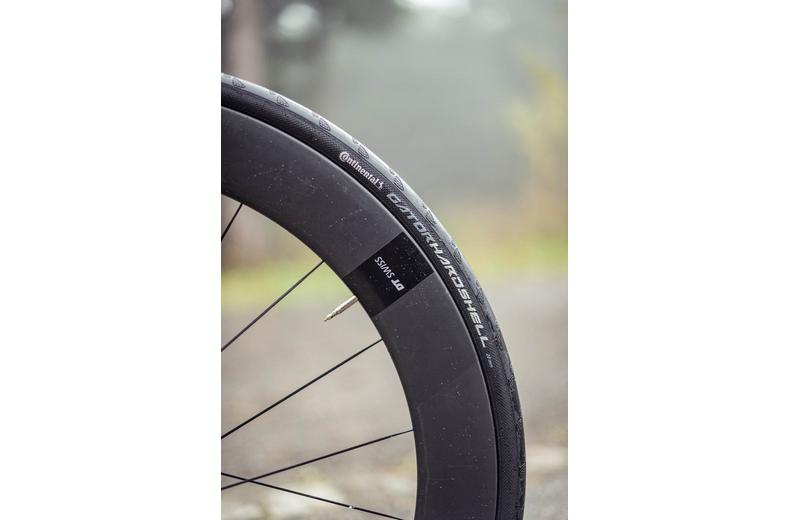 Continental Gatorskin Hardshell Wired Bike Tyre, 700x28c Continental Gatorskin Hardshell Wired Bike Tyre, 700x28c