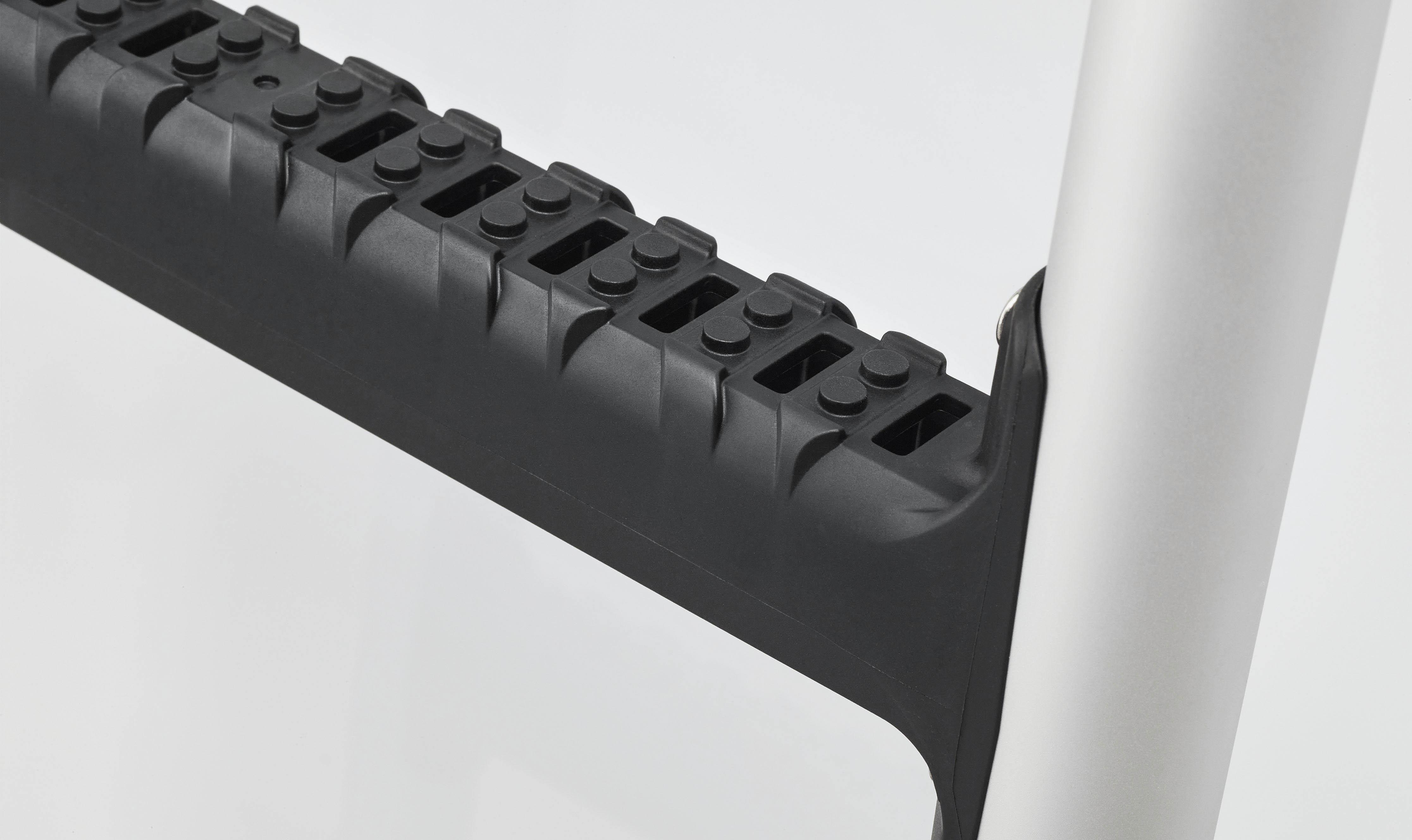 Rhino Rear Door Ladder, with bespoke fitting kit AL6-LK41