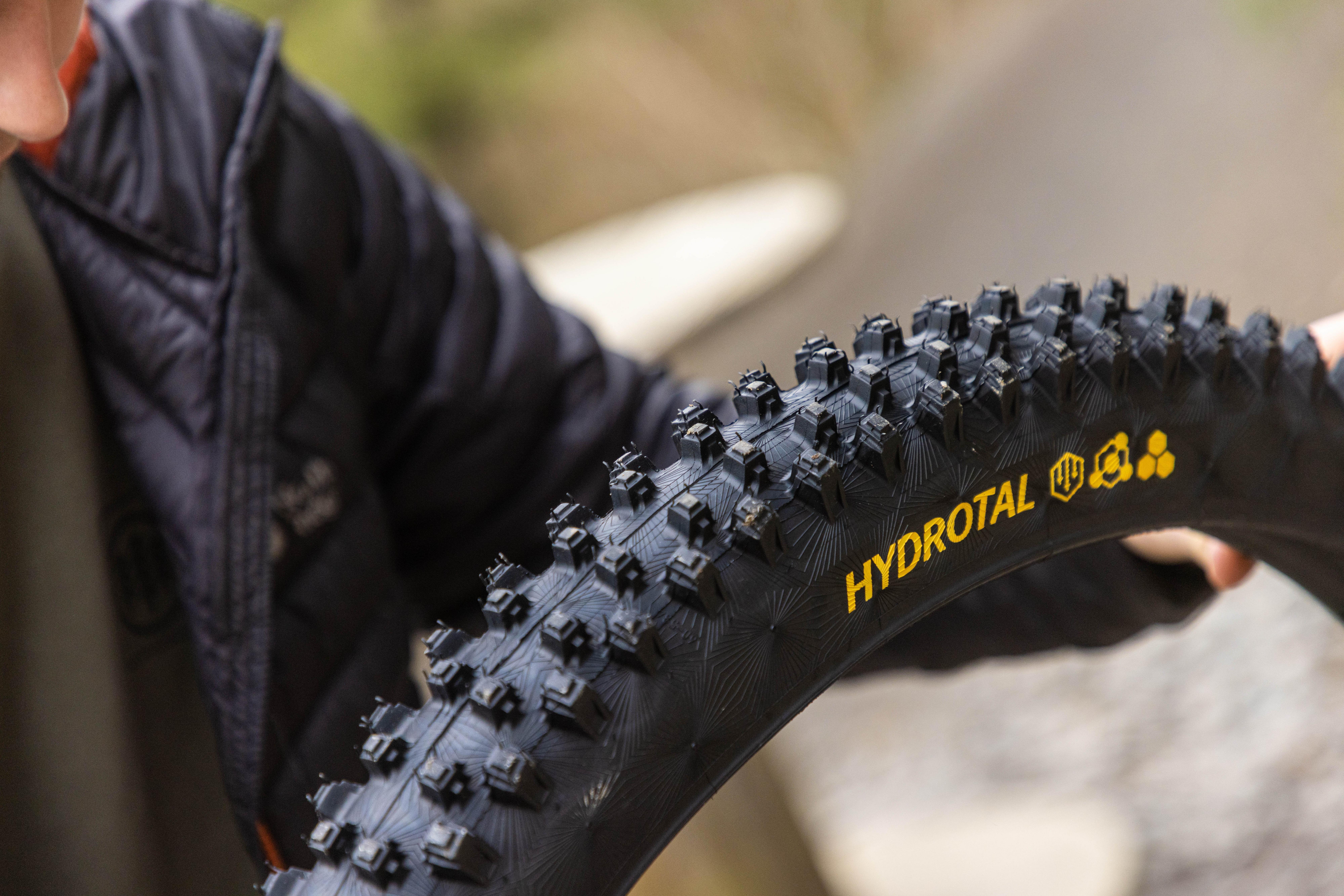 Continental Hydrotal Tyre, Downhill Supersoft, 27.5x2.4"