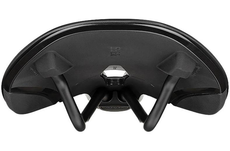 Fizik Vento Antares R5 Saddle, Black, 140mm Fizik Vento Antares R5 Saddle, Black, 140mm