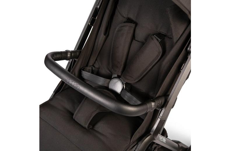 Red Kite Push Me Astro Stroller - Black Red Kite Push Me Astro Stroller - Black