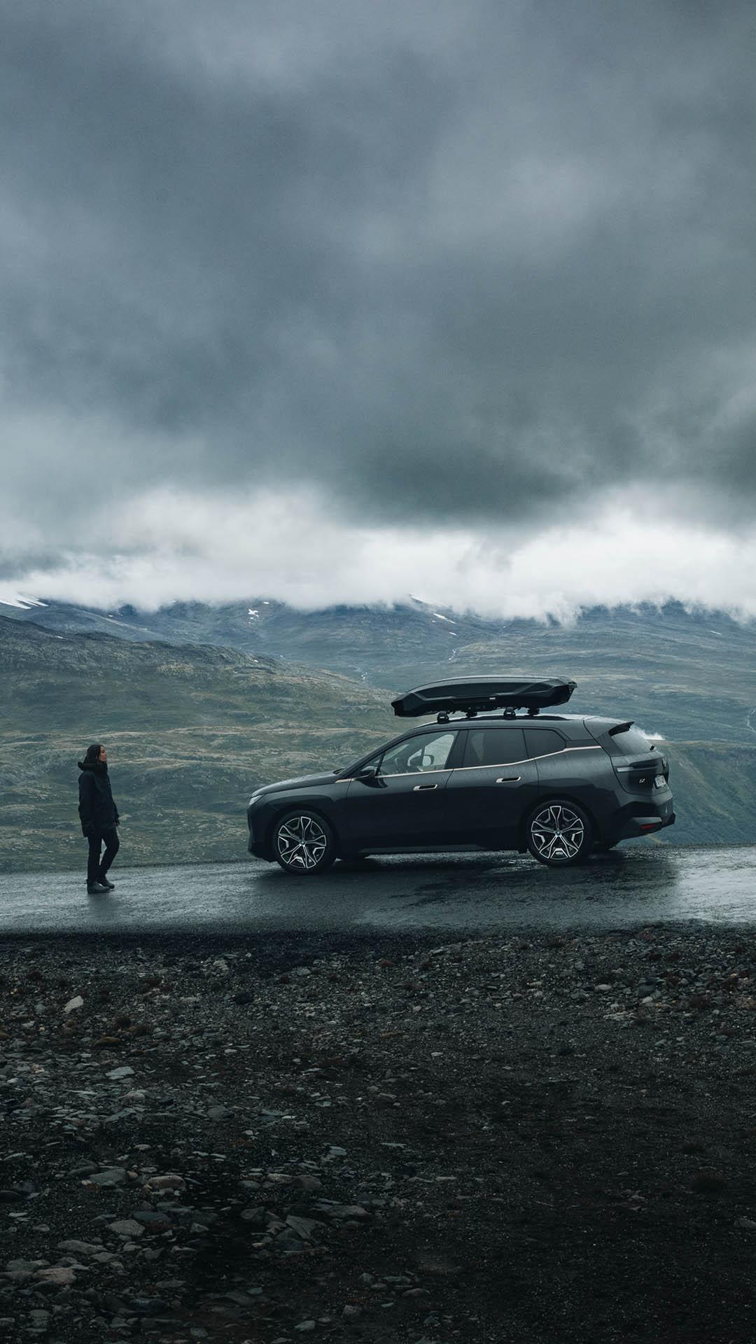 Thule Motion 3 M - Black Glossy