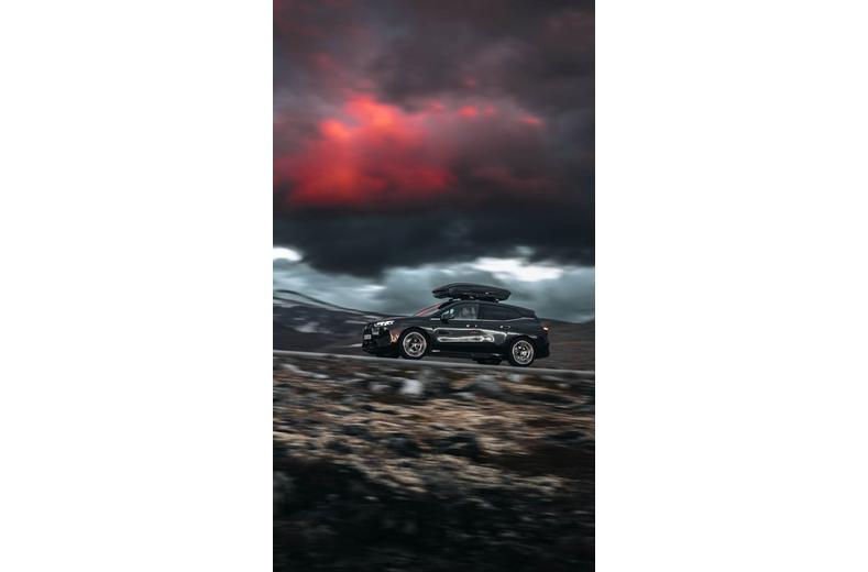 Thule Motion 3 XXL Low - Black Glossy Thule Motion 3 XXL Low - Black Glossy