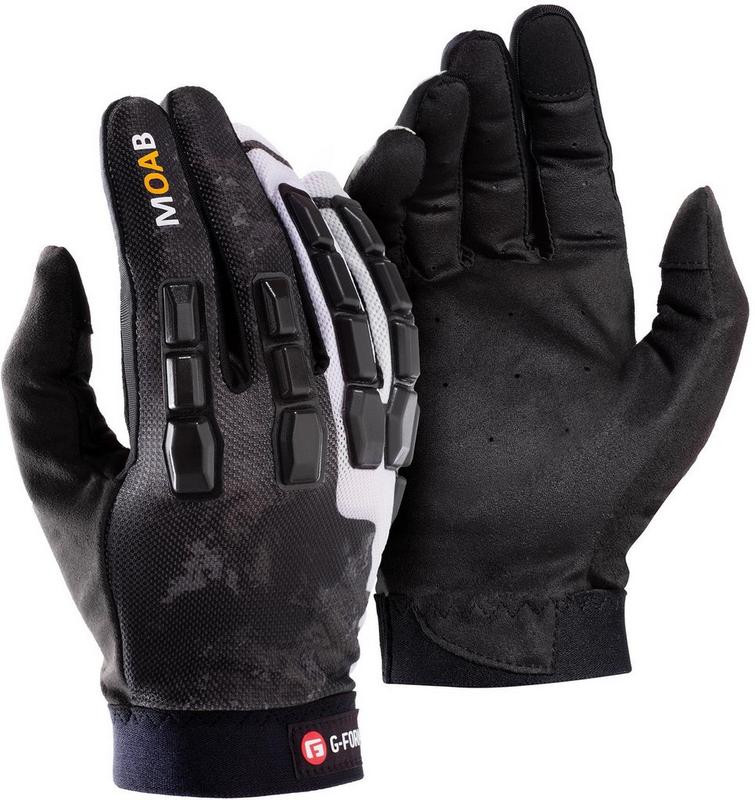 Halfords G-Form Moab Trail Gloves Black/White M | Extra 8% off for BC Members