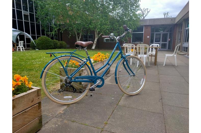 Pendleton Somerby Hybrid Bike - Teal - M Frame Pendleton Somerby Hybrid Bike - Teal - M Frame