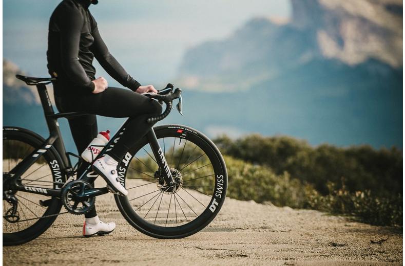 Goodyear Eagle F1 R Tubeless Tyre, Black 700x25c Goodyear Eagle F1 R Tubeless Tyre, Black 700x25c