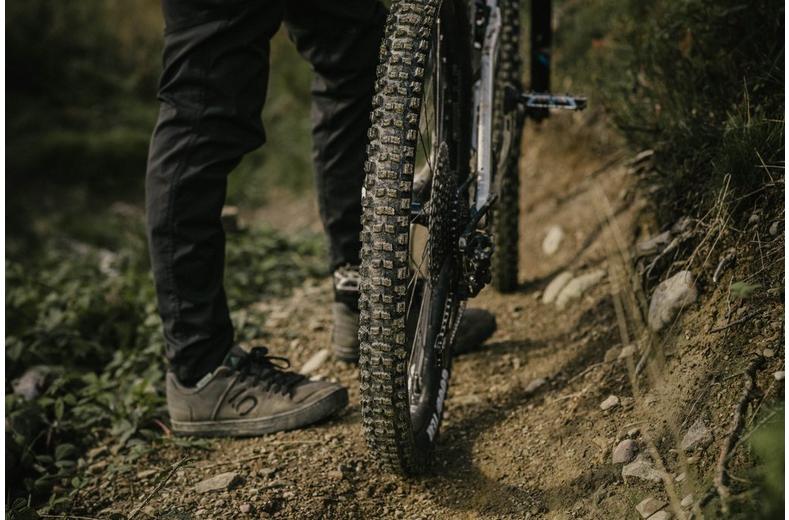 Goodyear MTR Tubeless Complete MTB Tyre, Trail 29x2.40" Goodyear MTR Tubeless Complete MTB Tyre, Trail 29x2.40"