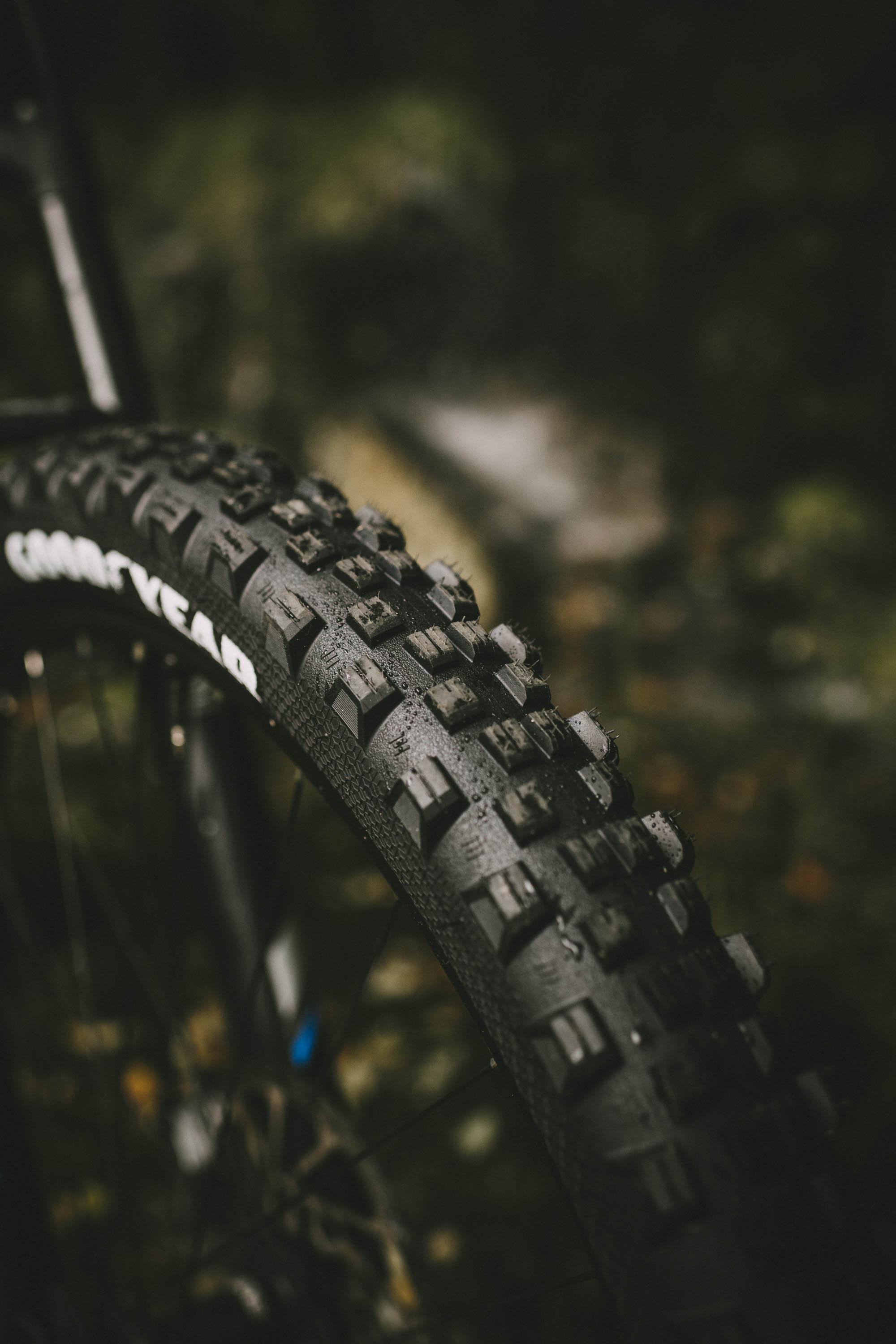 Goodyear MTF Tubeless Complete MTB Tyre, Downhill 29x2.50"