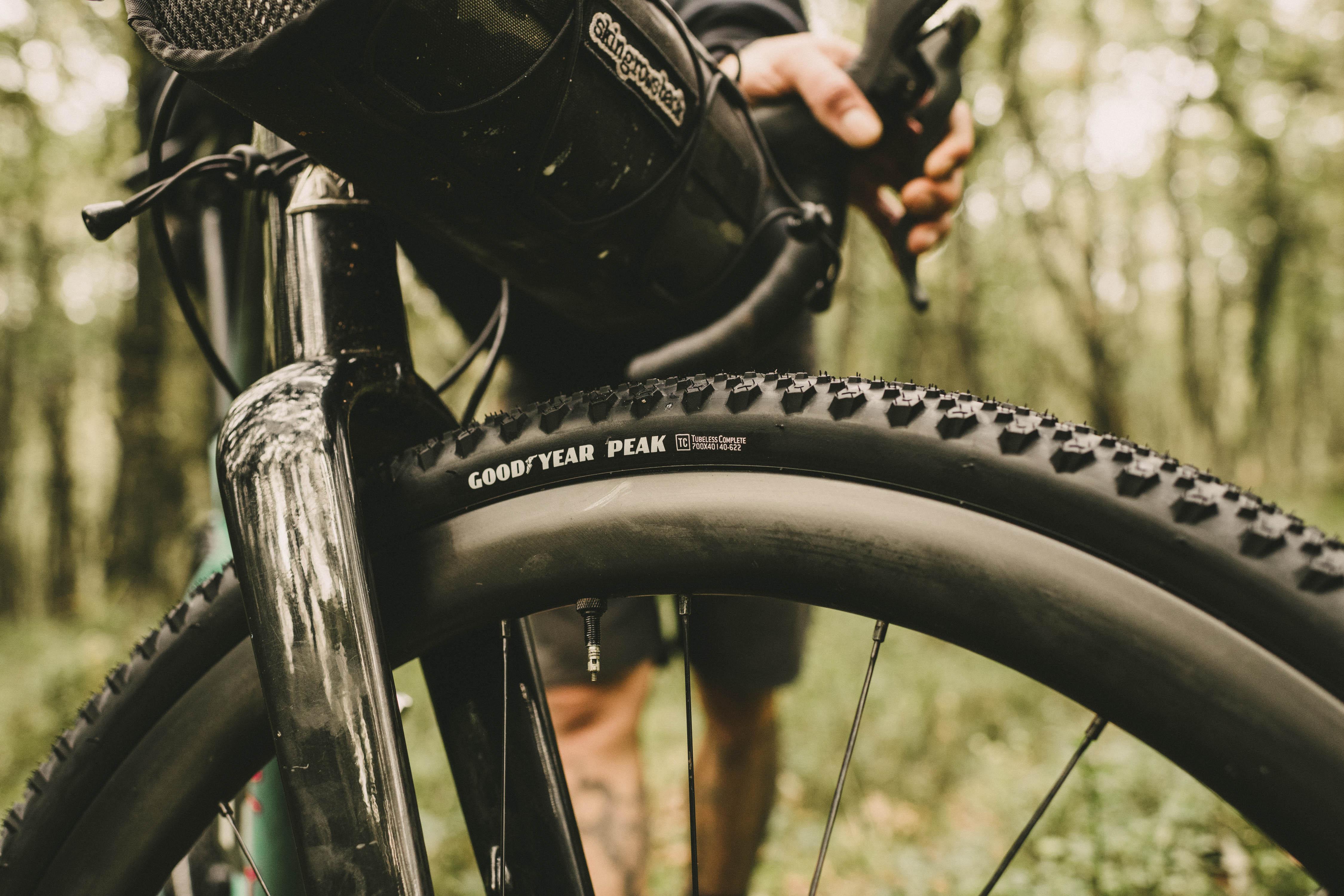 Goodyear Peak AT Tubeless Complete Gravel Tyre, Black 700x40c