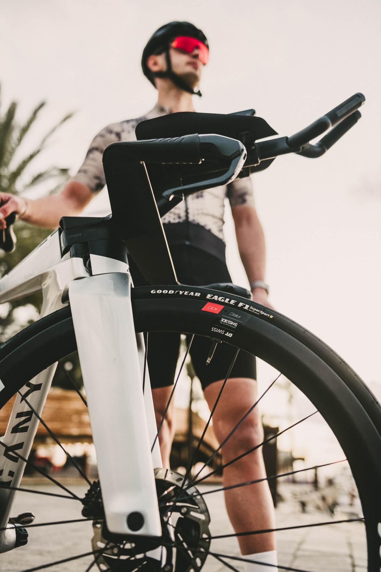 Goodyear Eagle F1 SuperSport R Tubeless Tyre, Black 700x30c