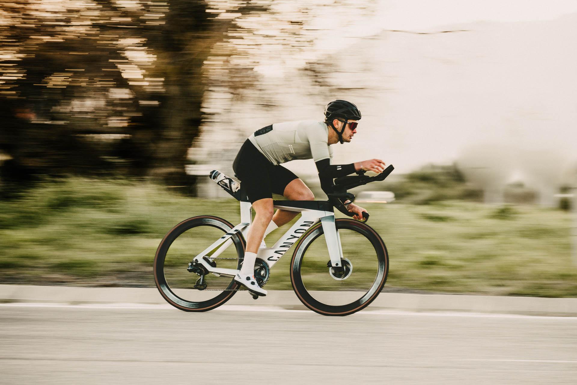 Goodyear Eagle F1 SuperSport R Tubeless Tyre, Black 700x30c