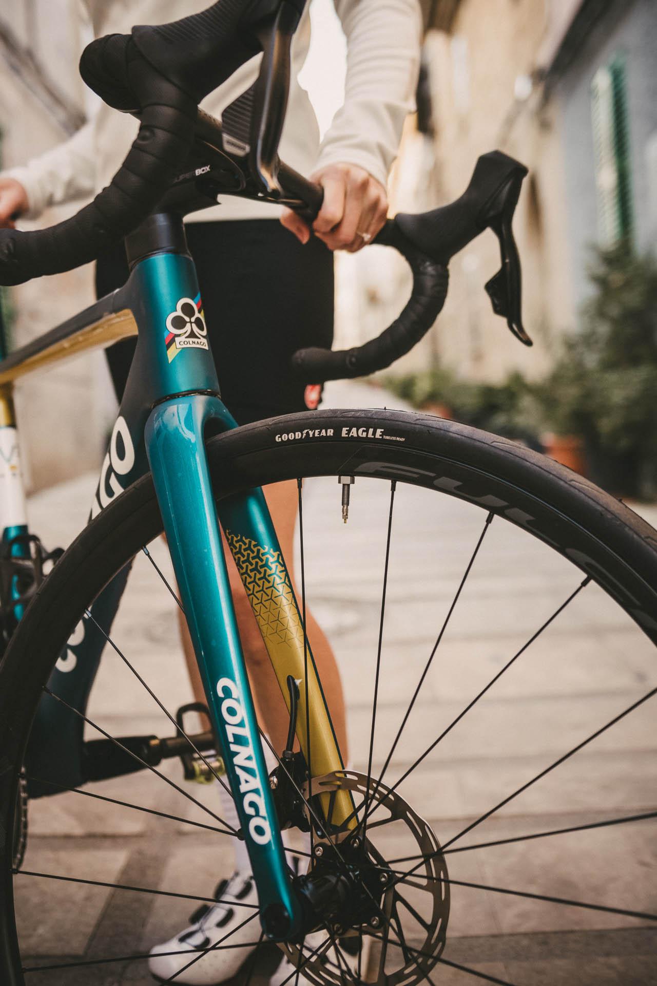 Goodyear Eagle Clincher Tyre, Tanwall 700x28c