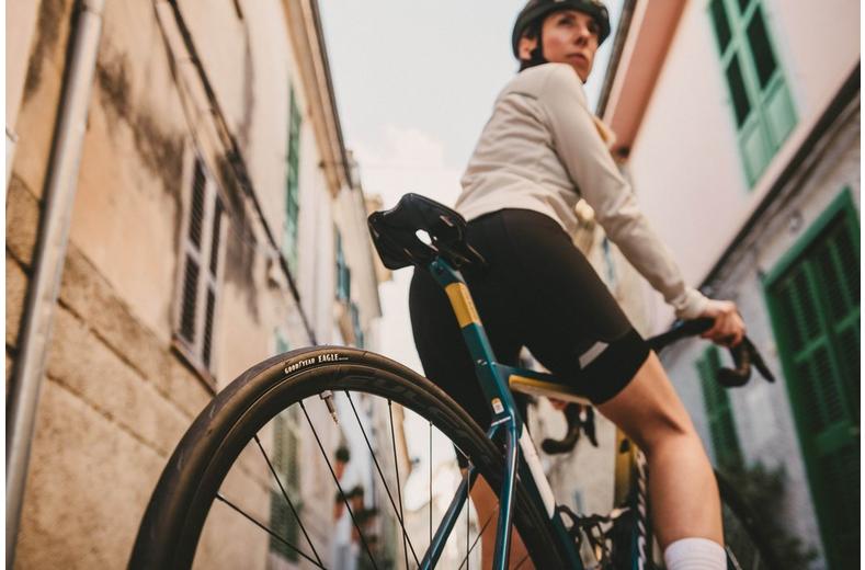 Goodyear Eagle Tubeless Tyre, Black 700x25c Goodyear Eagle Tubeless Tyre, Black 700x25c