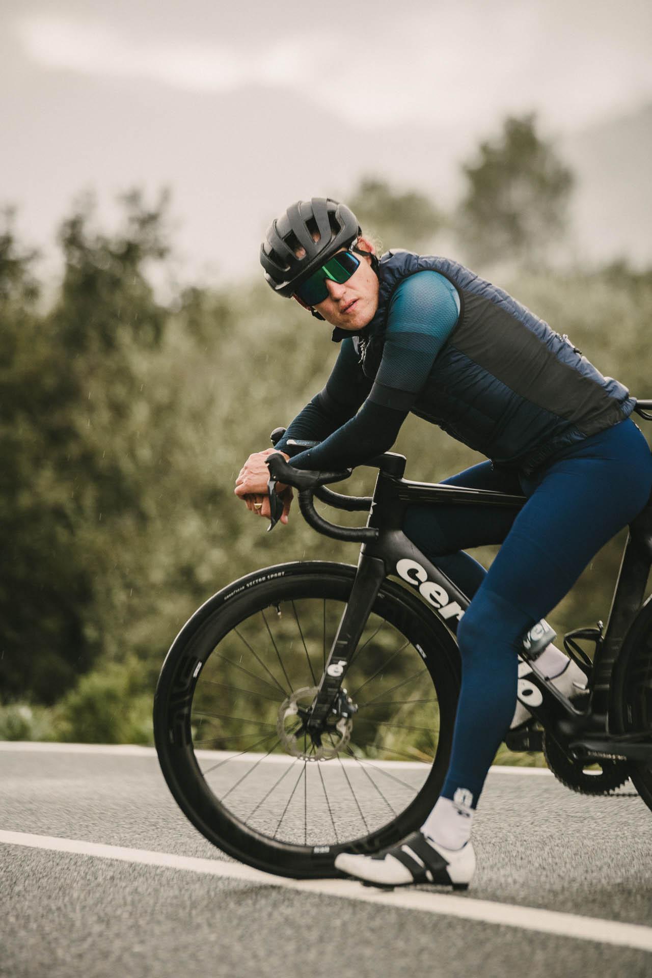 Goodyear Vector Sport Tubeless Tyre, Black 700x30c