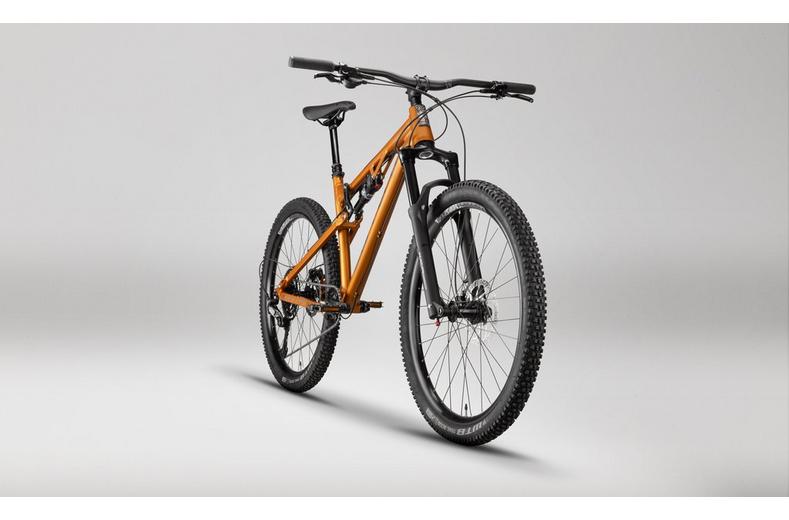 Carrera Titan X Mountain Bike - L Frame Carrera Titan X Mountain Bike - L Frame