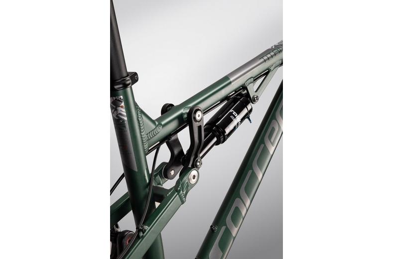 Carrera Titan Mountain Bike - S, M, L Frames Carrera Titan Mountain Bike - S, M, L Frames