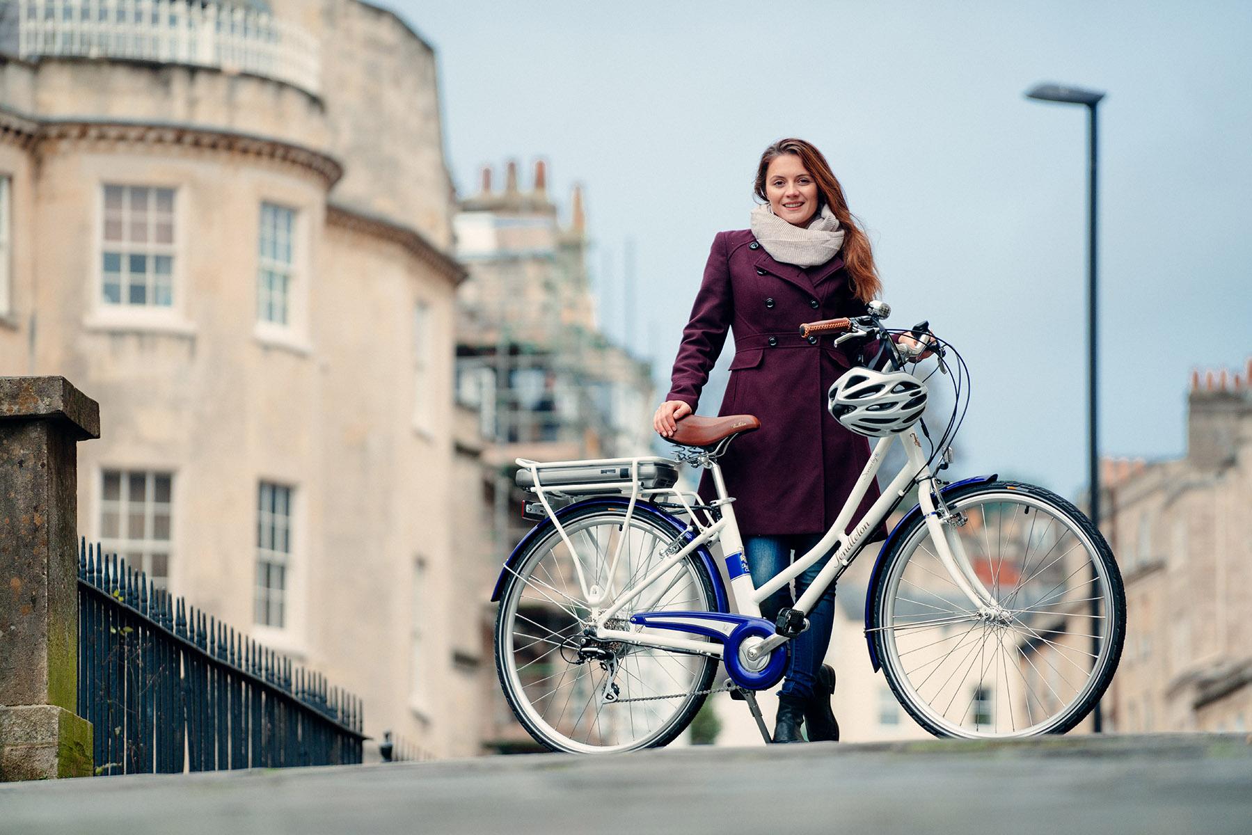 Pendleton Somerby Electric Hybrid Bike - White and Navy - S, M Frames