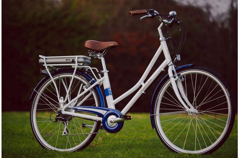 Pendleton Somerby Electric Hybrid Bike - White and Navy - S, M Frames Pendleton Somerby Electric Hybrid Bike - White and Navy - S, M Frames