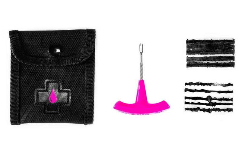 Muc-Off Tubeless Puncture Plug Repair Kit Muc-Off Tubeless Puncture Plug Repair Kit