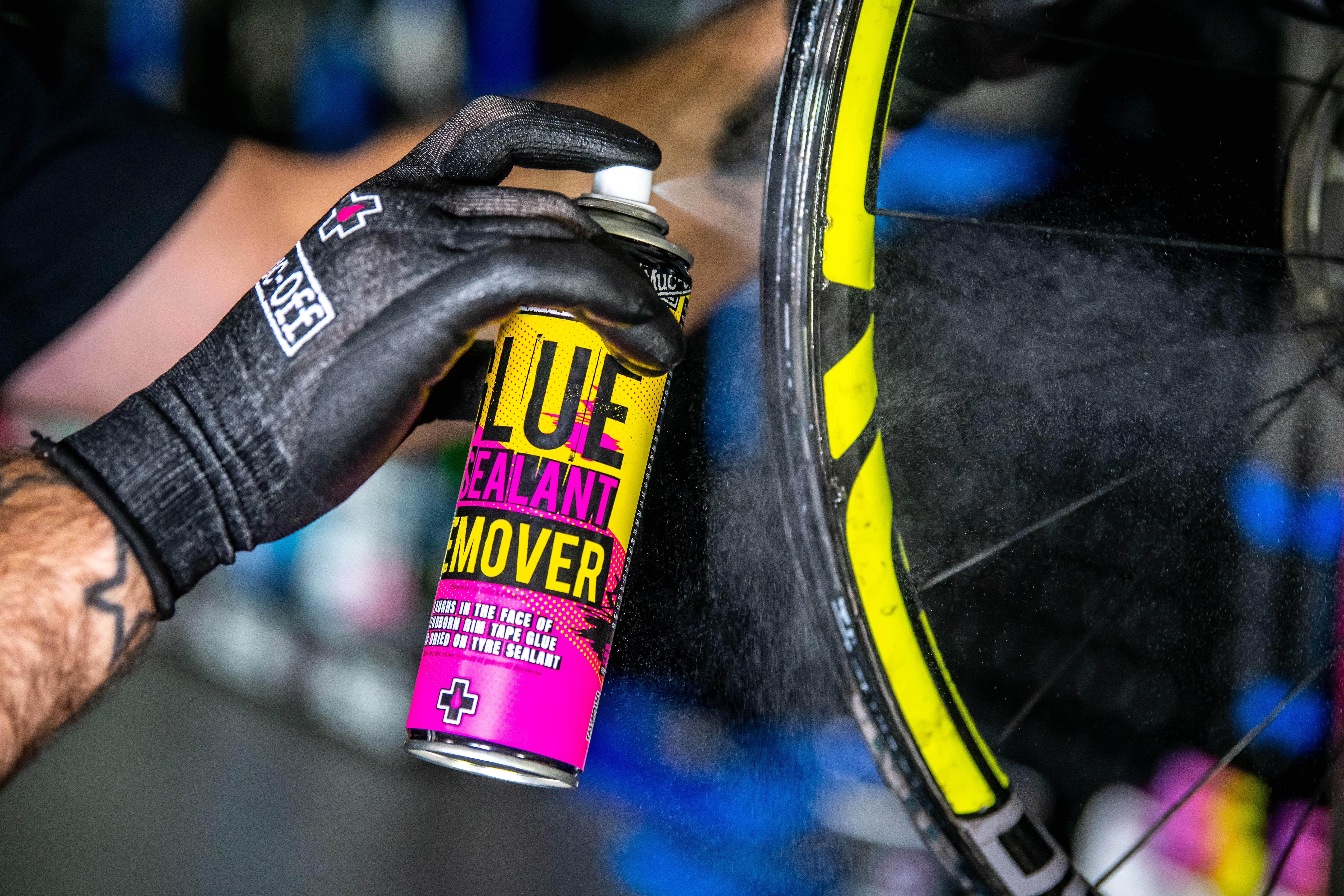 Muc-Off Glue & Sealant Remover 200ml