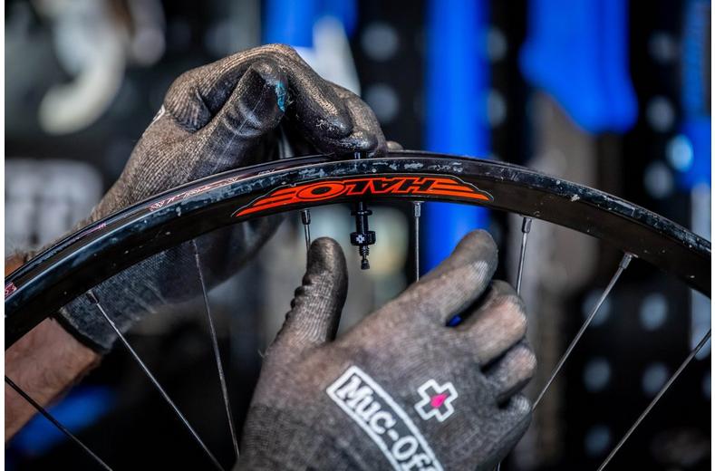 Muc-Off Tubeless Valves 44mm Black Muc-Off Tubeless Valves 44mm Black