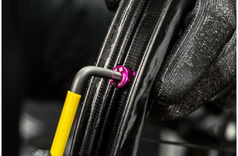 Muc-Off Tubeless Valves 44mm Black Muc-Off Tubeless Valves 44mm Black