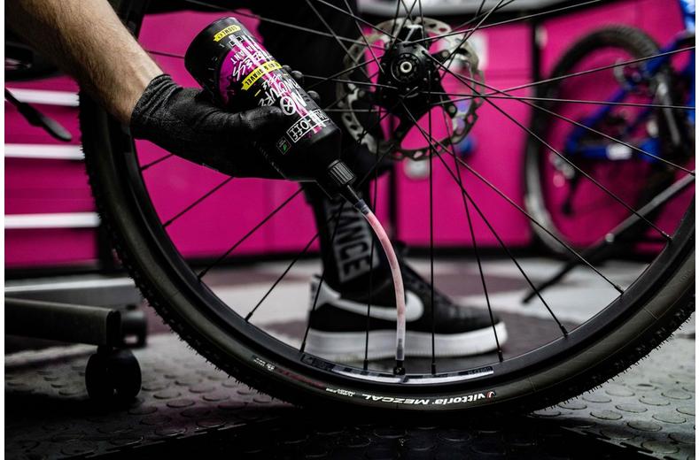 Muc-Off No Puncture Hassle Road & Gravel Tubeless Sealant Muc-Off No Puncture Hassle Road & Gravel Tubeless Sealant