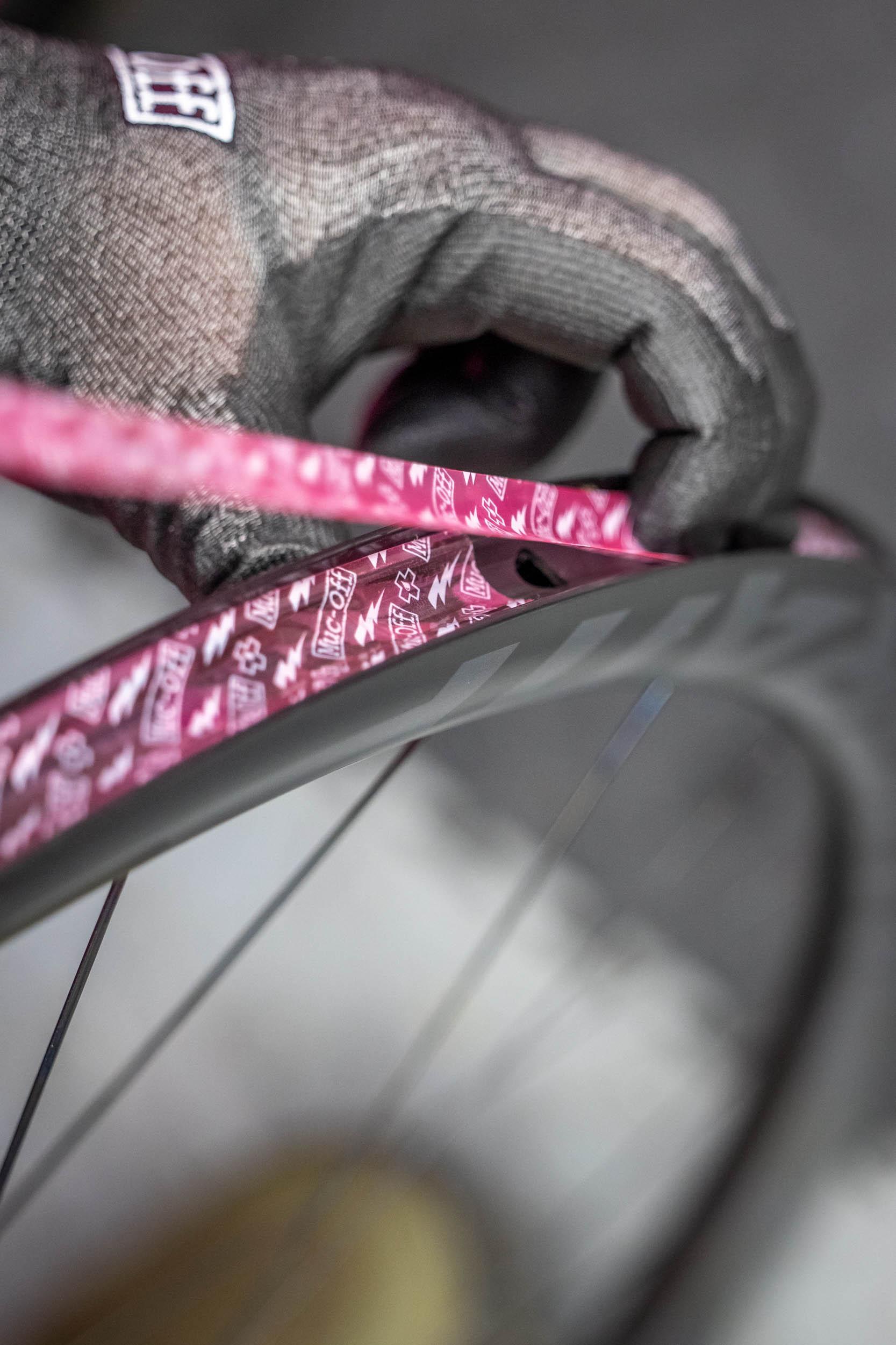 Muc-Off Tubeless Rim Tape 10m Roll, 25mm