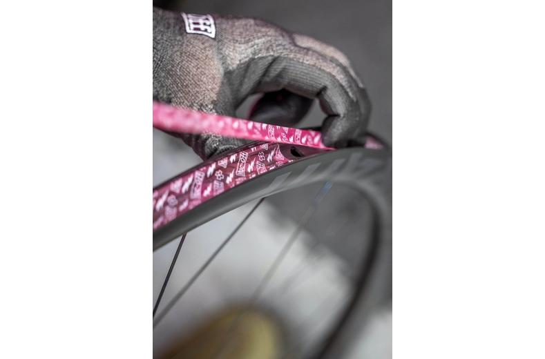 Muc-Off Tubeless Rim Tape 10m Roll, 25mm Muc-Off Tubeless Rim Tape 10m Roll, 25mm