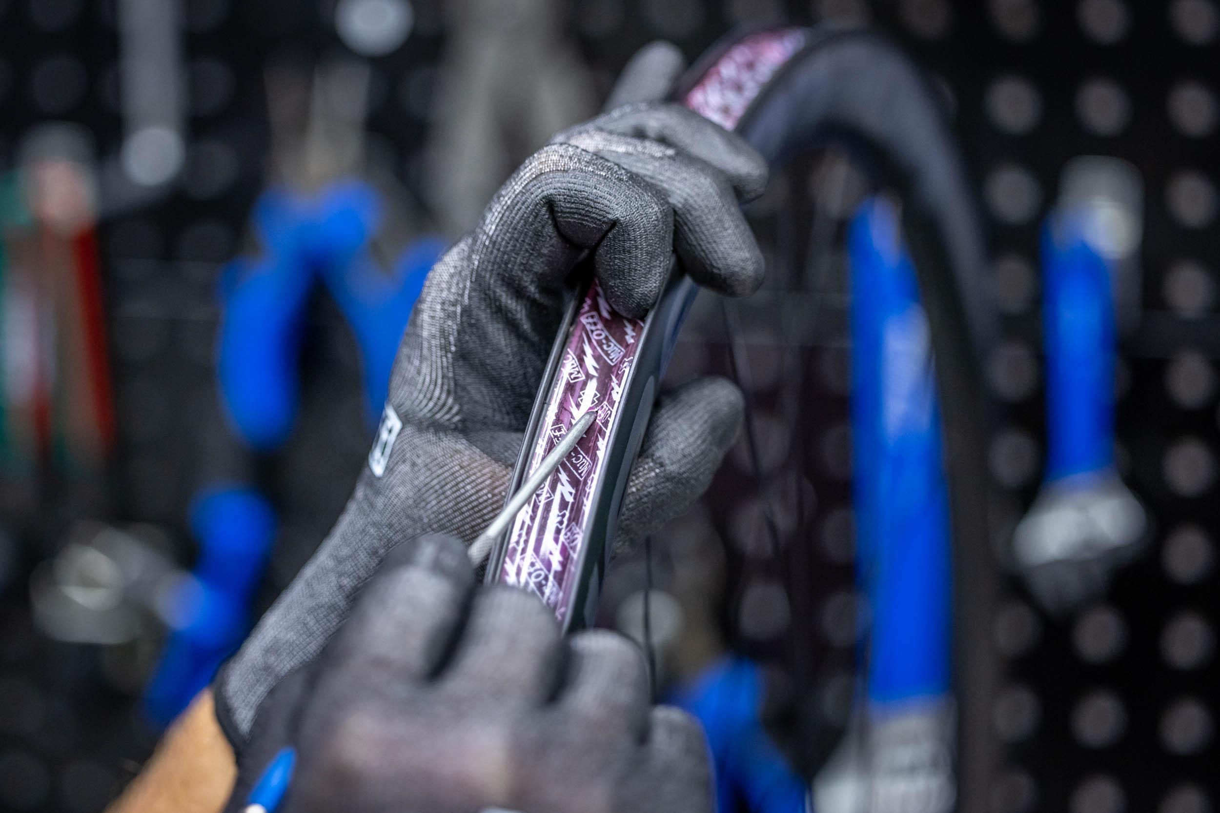 Muc-Off Tubeless Rim Tape 10m Roll, 25mm