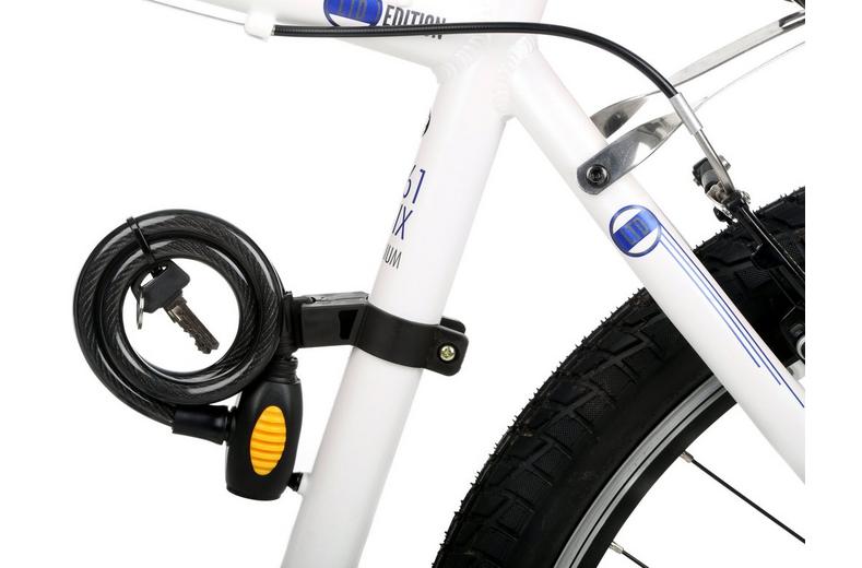 Halfords Essentials Cycling Accessory Pack Halfords Essentials Cycling Accessory Pack